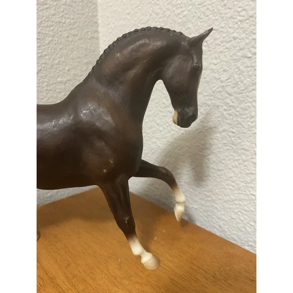 VTG Breyer Horse #465 Champion Dutch Warmblood Roemer 1990-93 Dark Chestnut - Picture 2 of 9